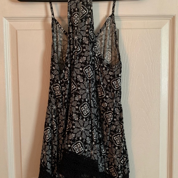 Mossino white and black tank top lace bottom - Picture 2 of 4